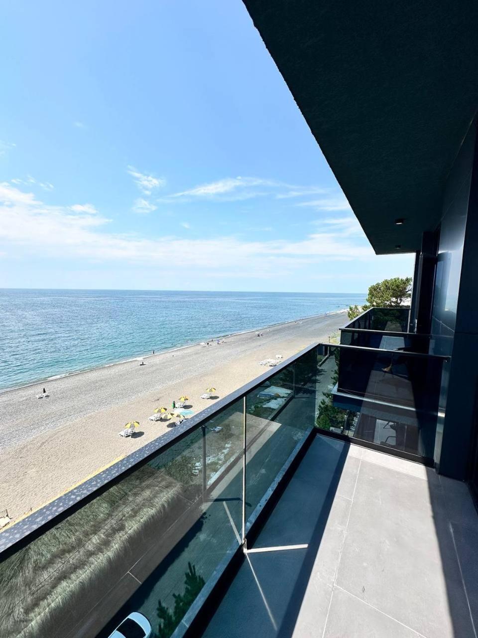 Hotel Black Sea 코불레티 외부 사진